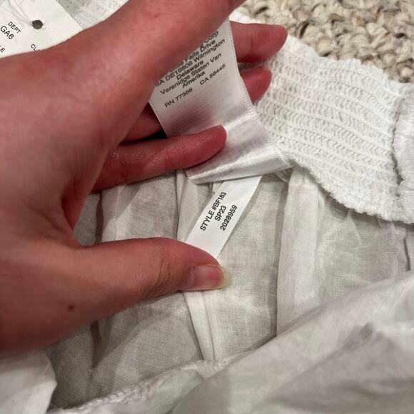 NWT J Crew Convertible beach sarong Sz XS White Vacation Resortwear Coastal - Picture 4 of 8